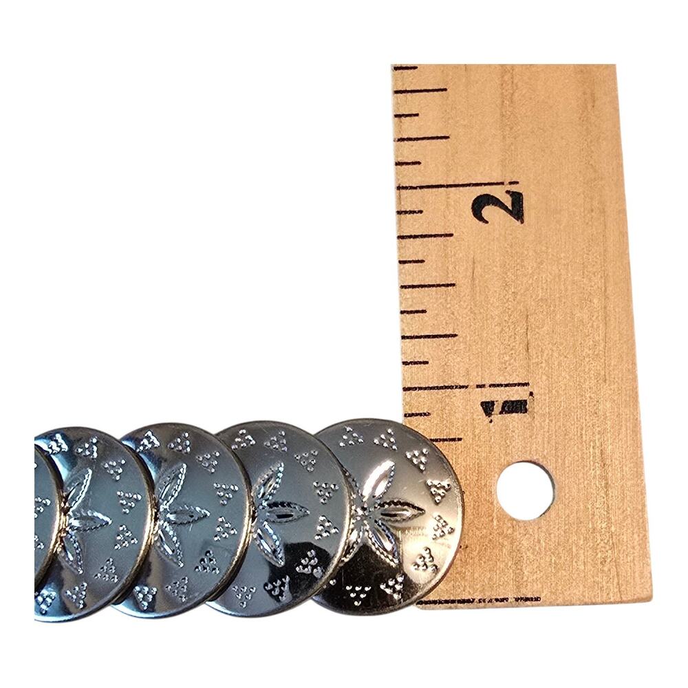 Silver Sand Dollar Concho Belt Womens Silver Tone Design Metal 24x0.75 inches - Picture 5 of 5